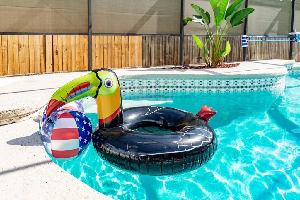 The Pelican/Pool/Hottub/Gameroom Брандон Экстерьер фото